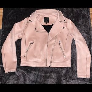 4/10$ 💙 Dynamite crop suede jacket